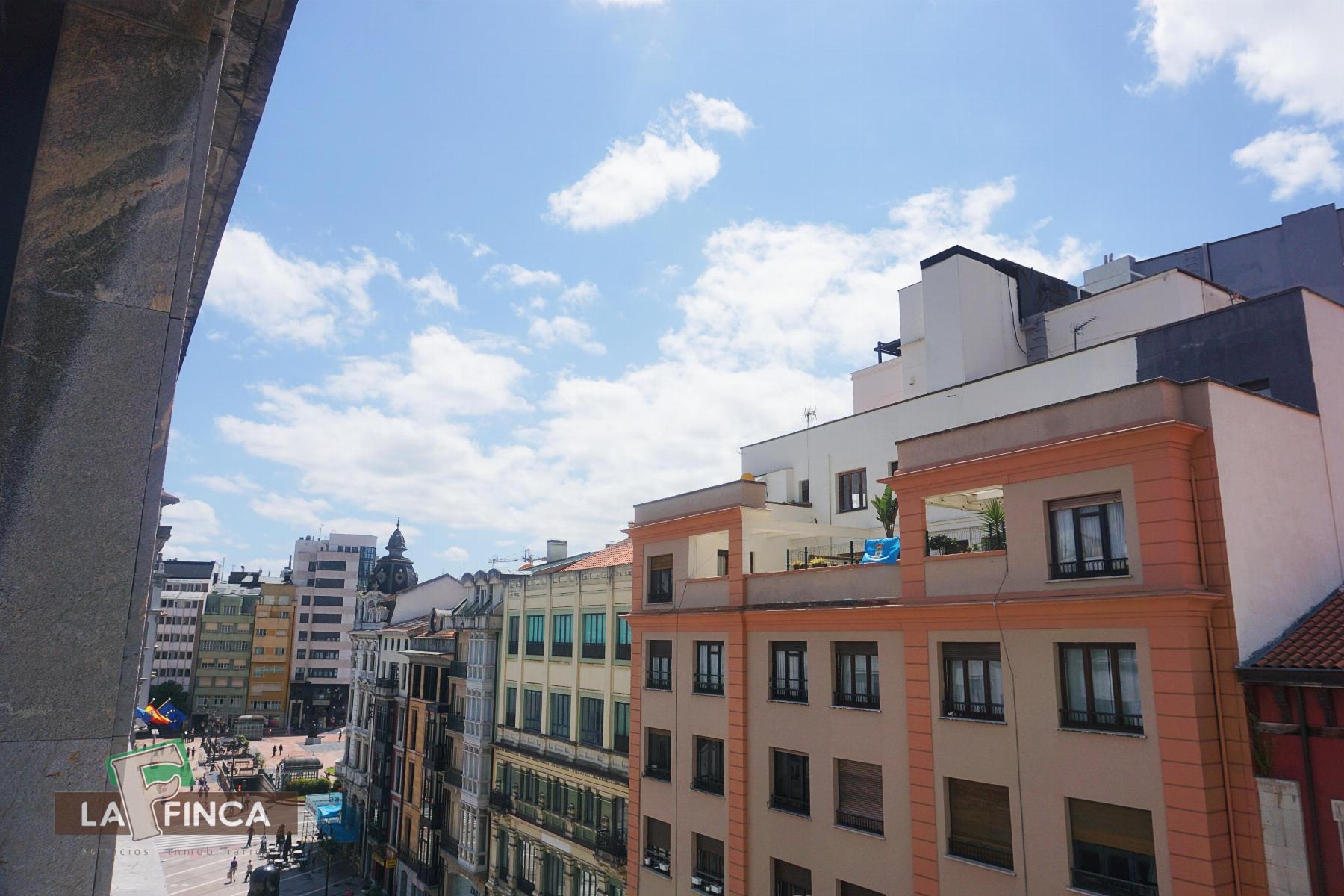 Venta de piso en Oviedo