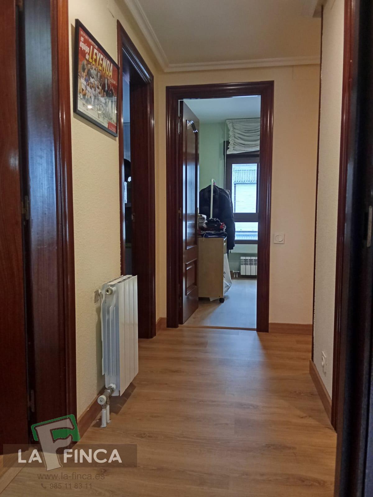 For sale of flat in Gijón