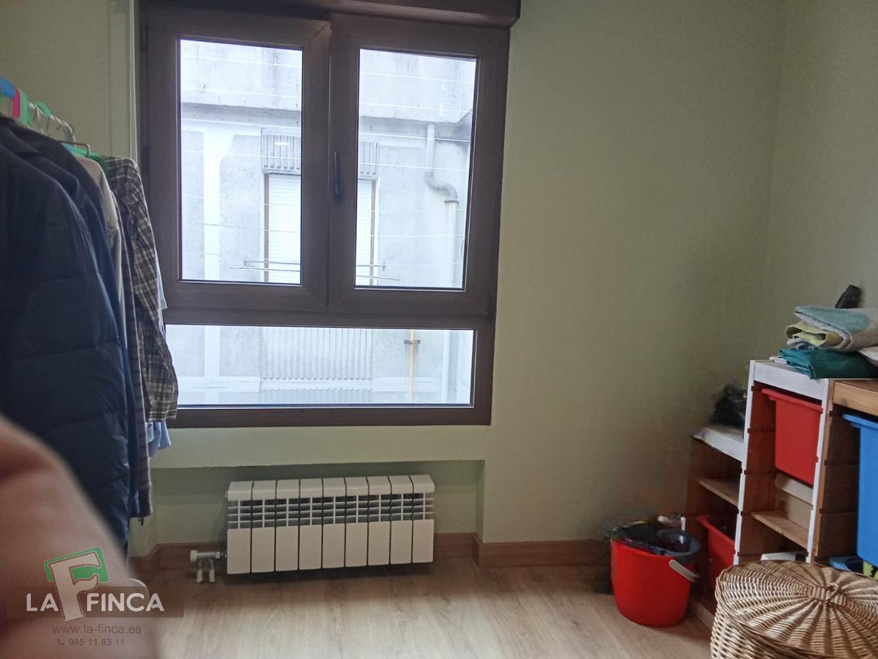 For sale of flat in Gijón