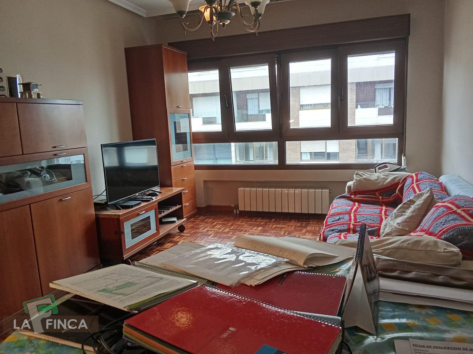 For sale of flat in Gijón