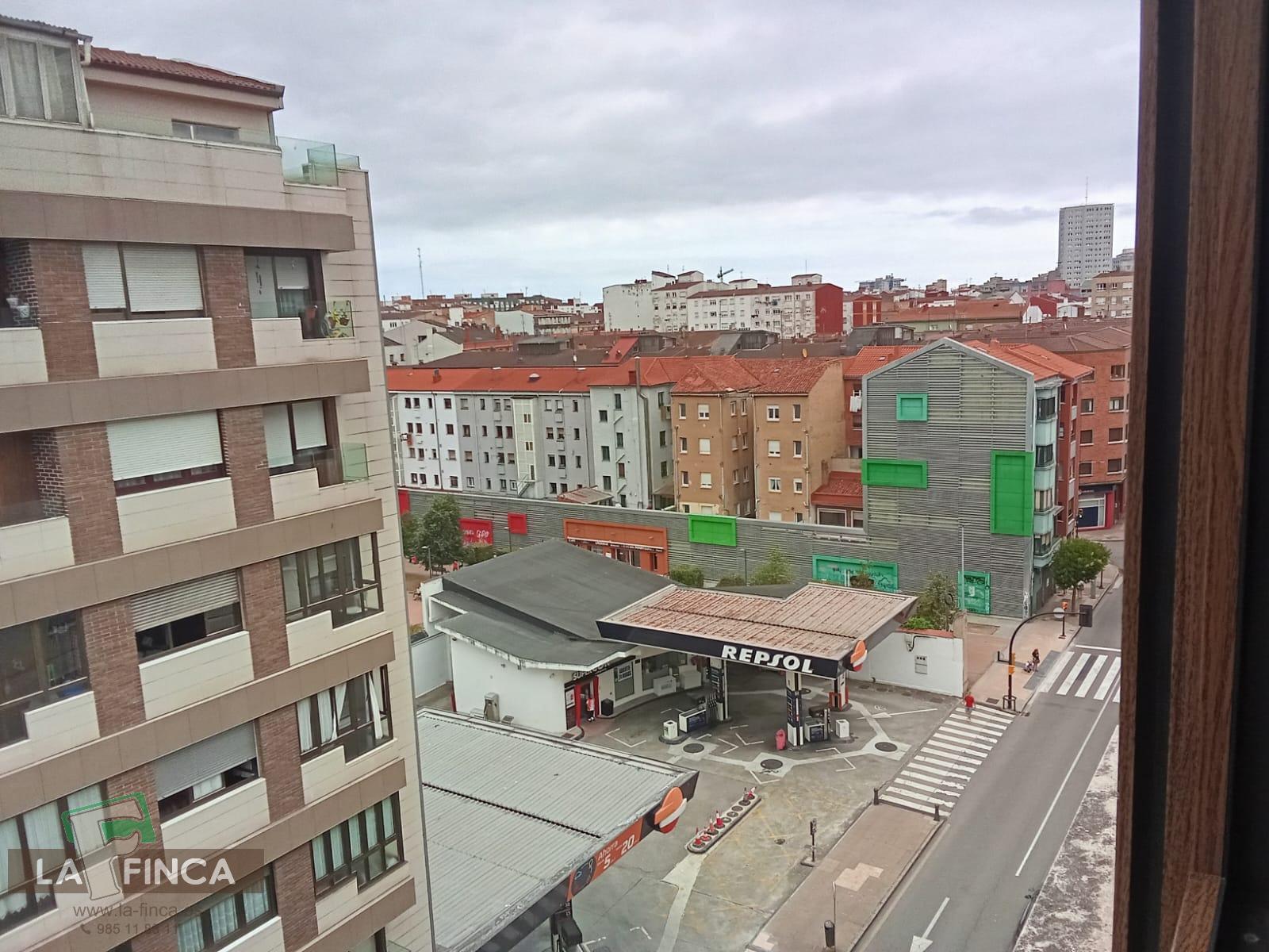 For sale of flat in Gijón