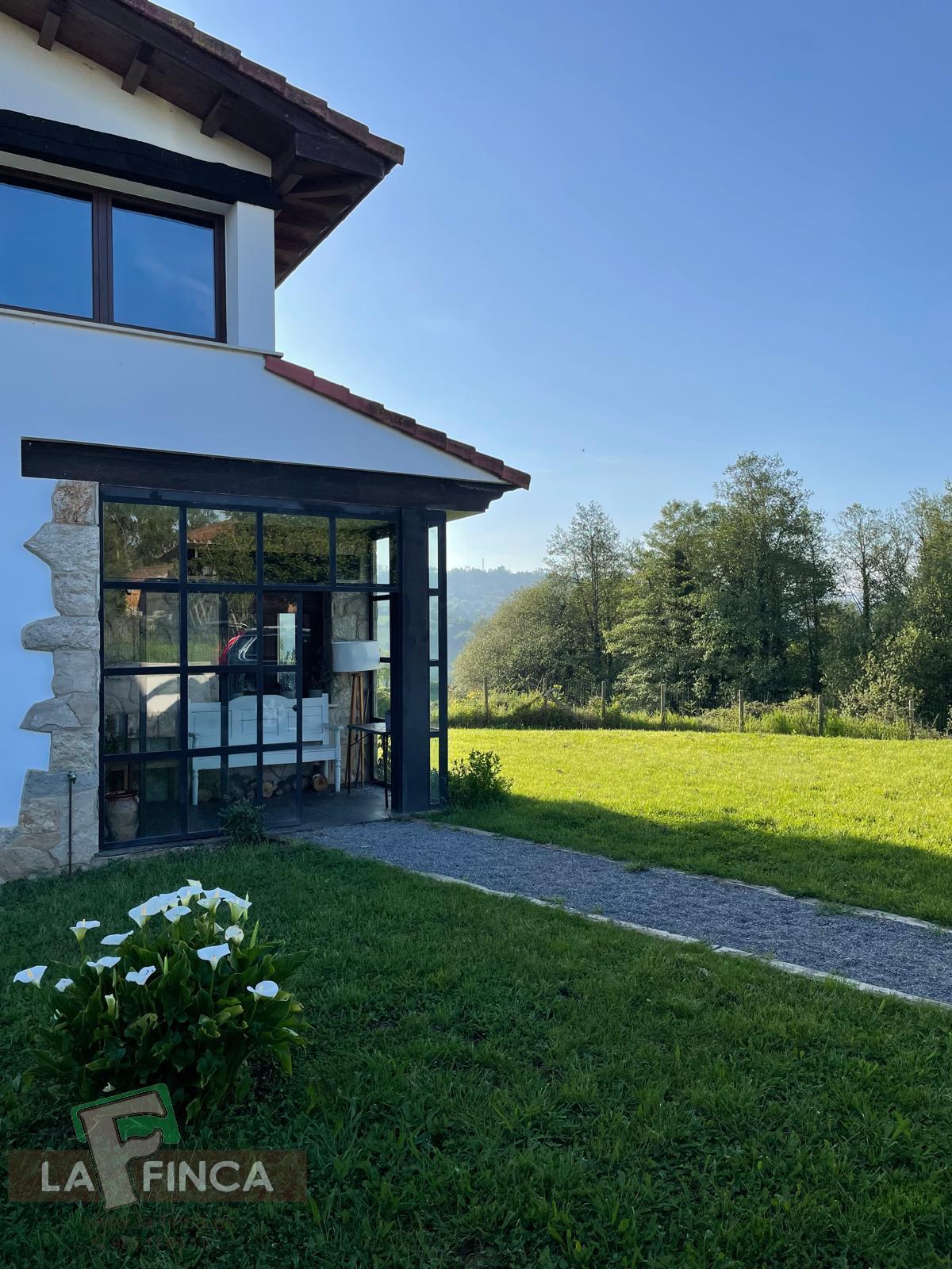 Venta de chalet en Oviedo