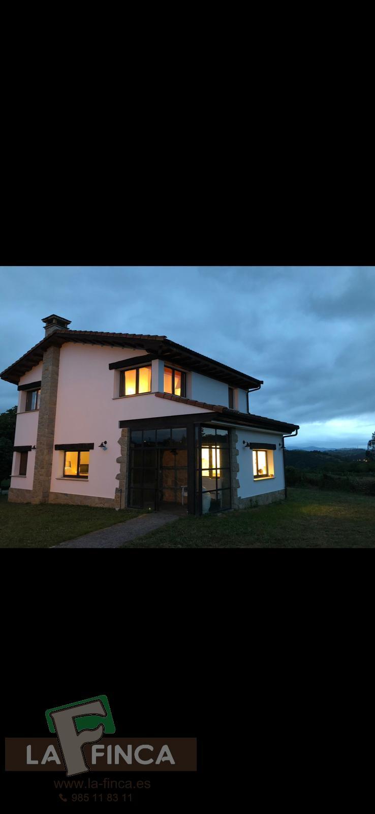 Venta de chalet en Oviedo