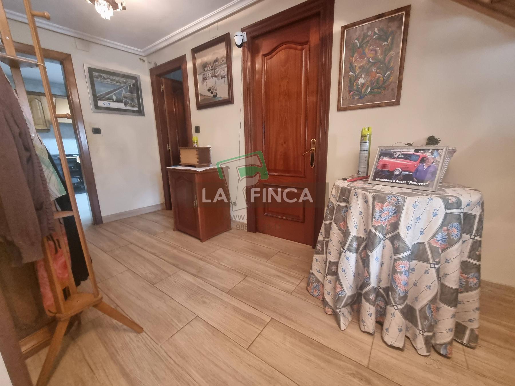 For sale of house in Carreño