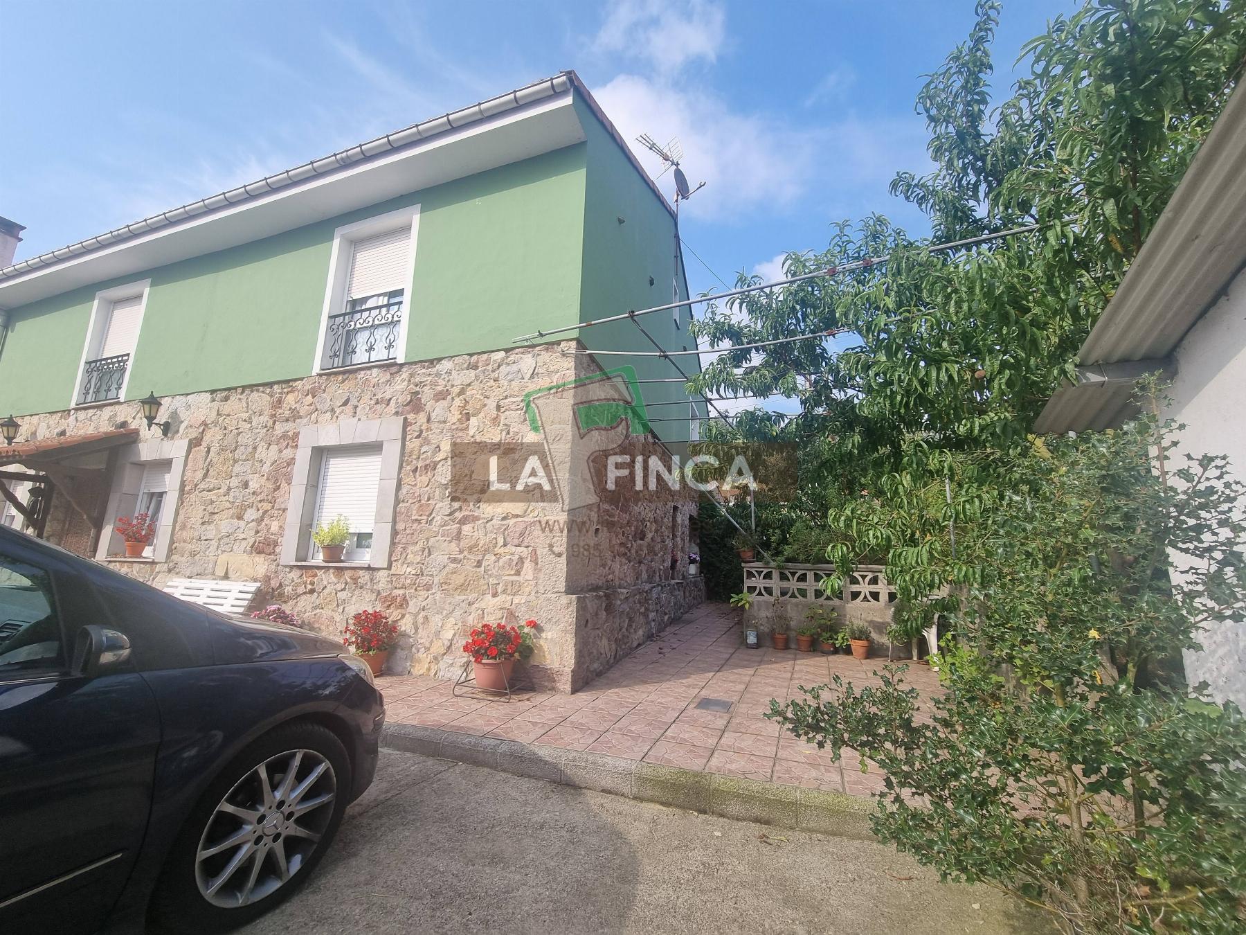 For sale of house in Carreño