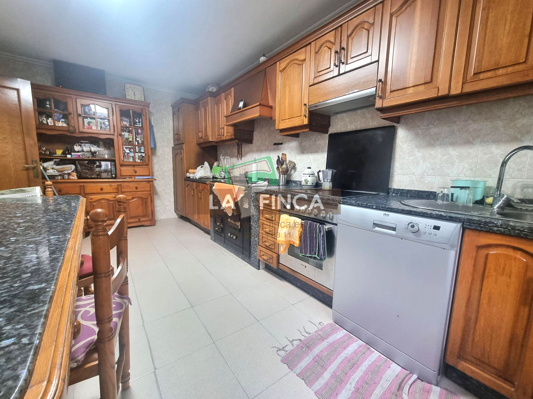 For sale of house in Carreño