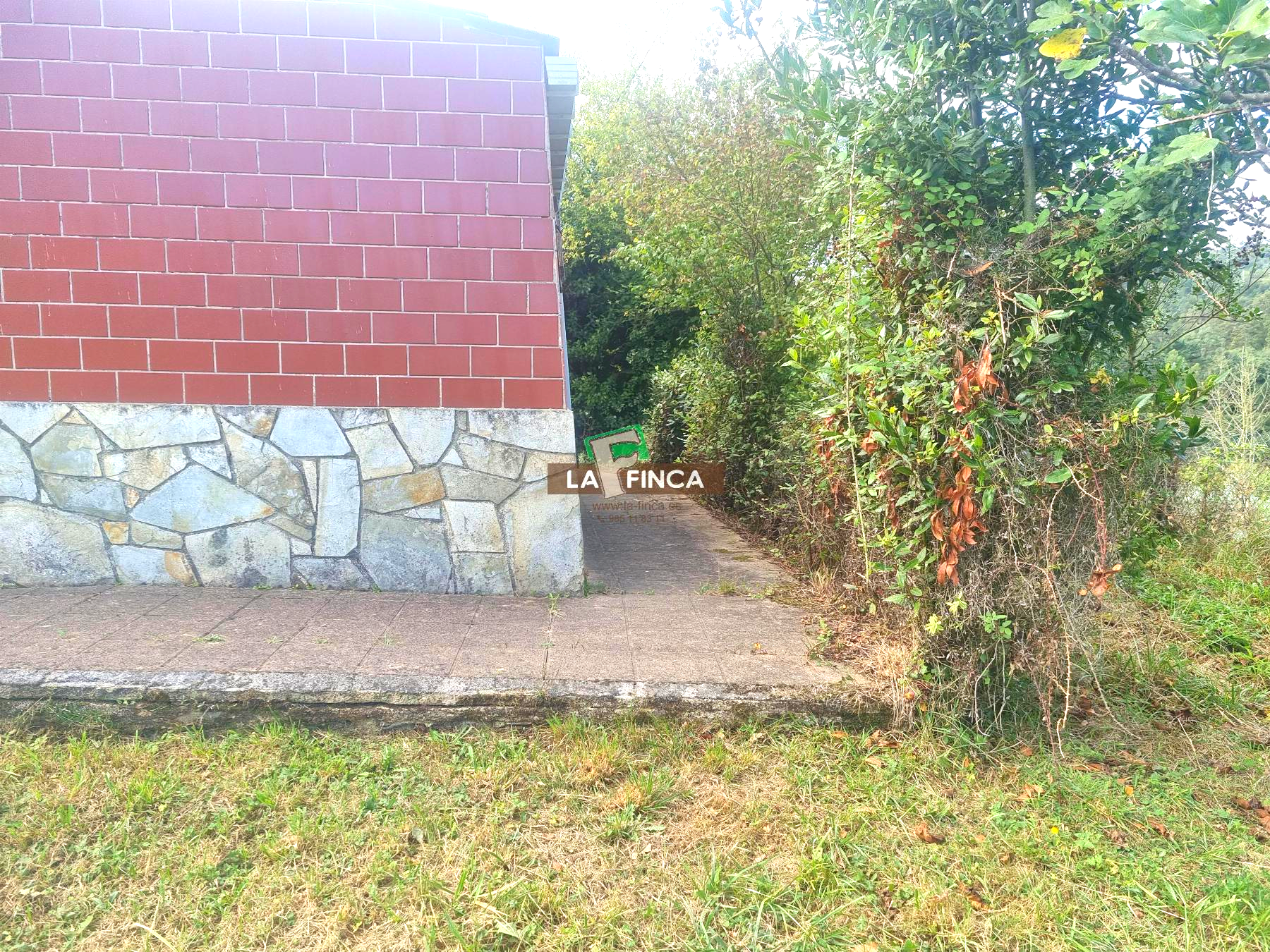 For sale of house in Llanera