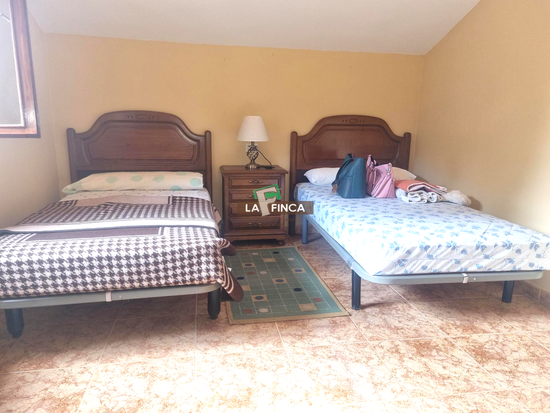 For sale of house in Llanera