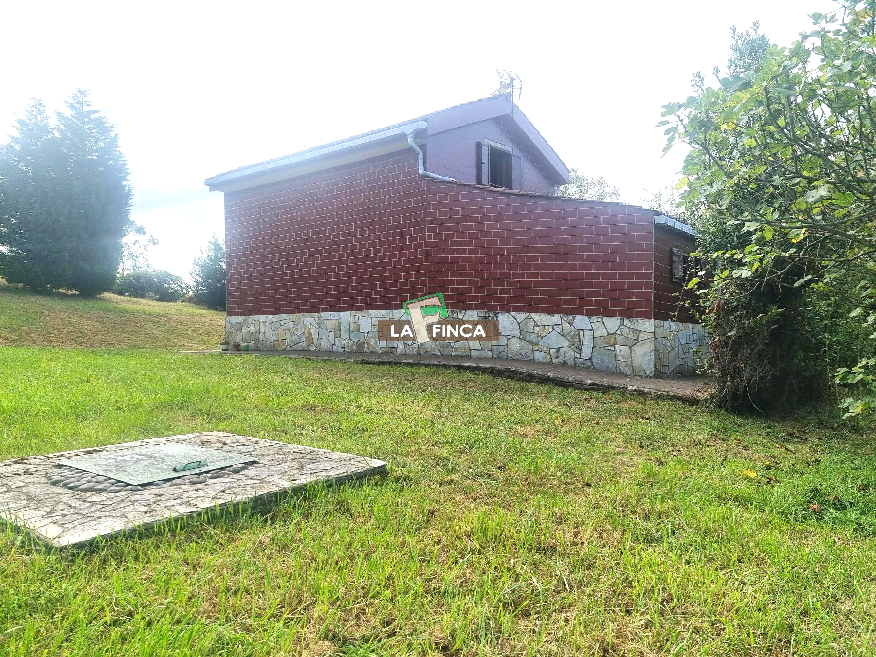 For sale of house in Llanera