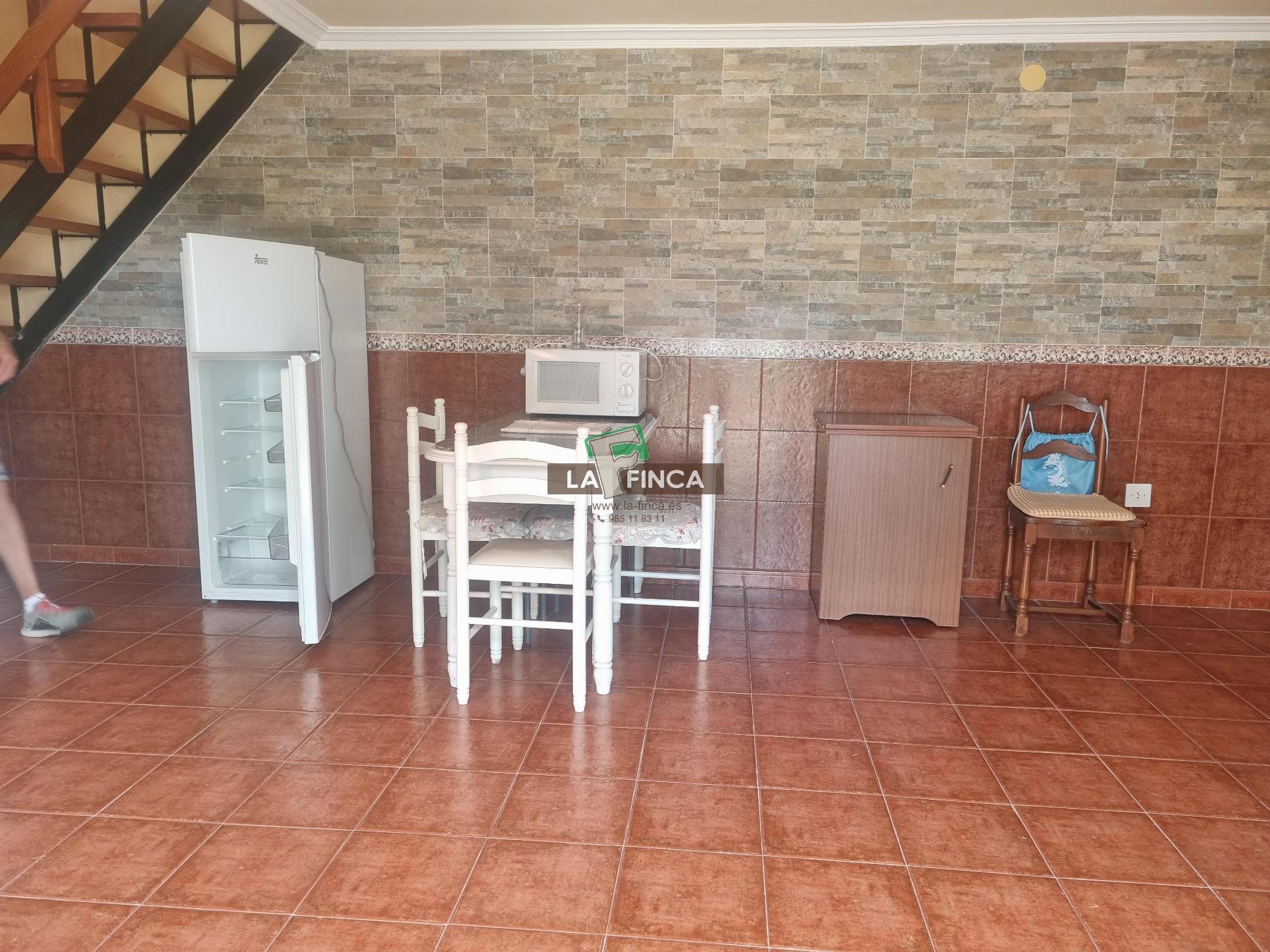 For sale of house in Llanera