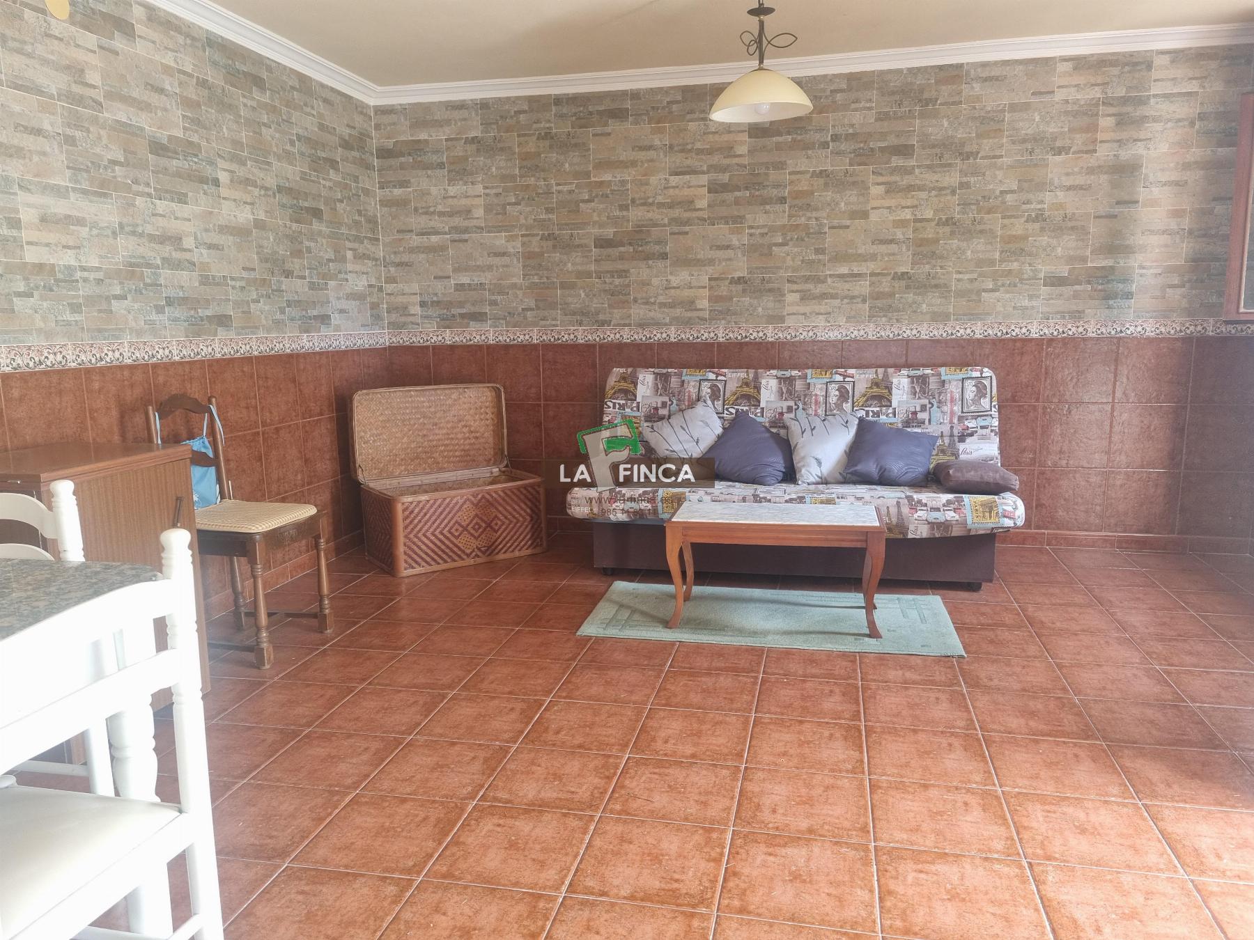 For sale of house in Llanera