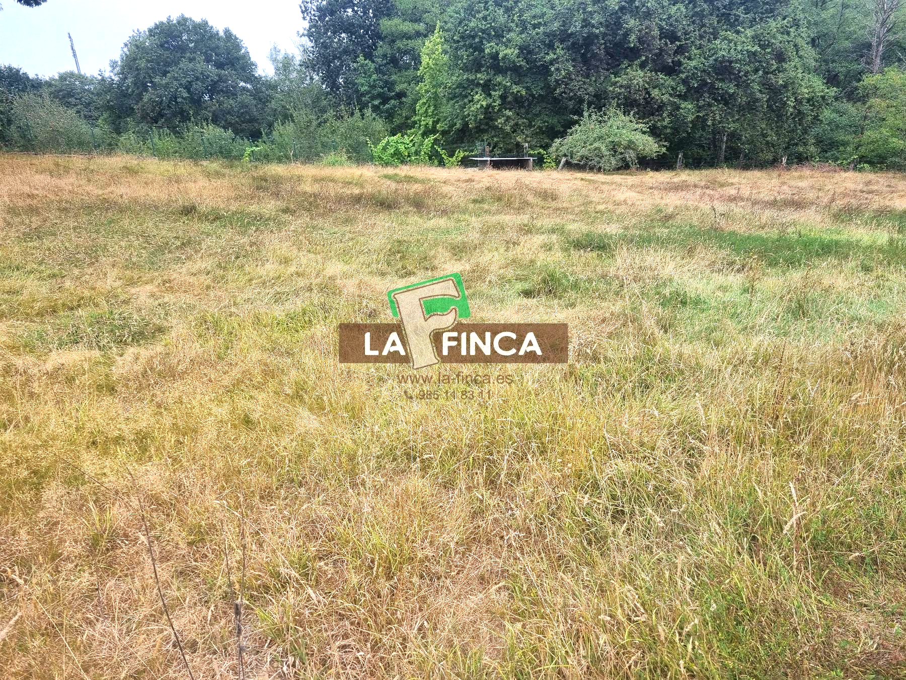 Venta de terreno en Latores