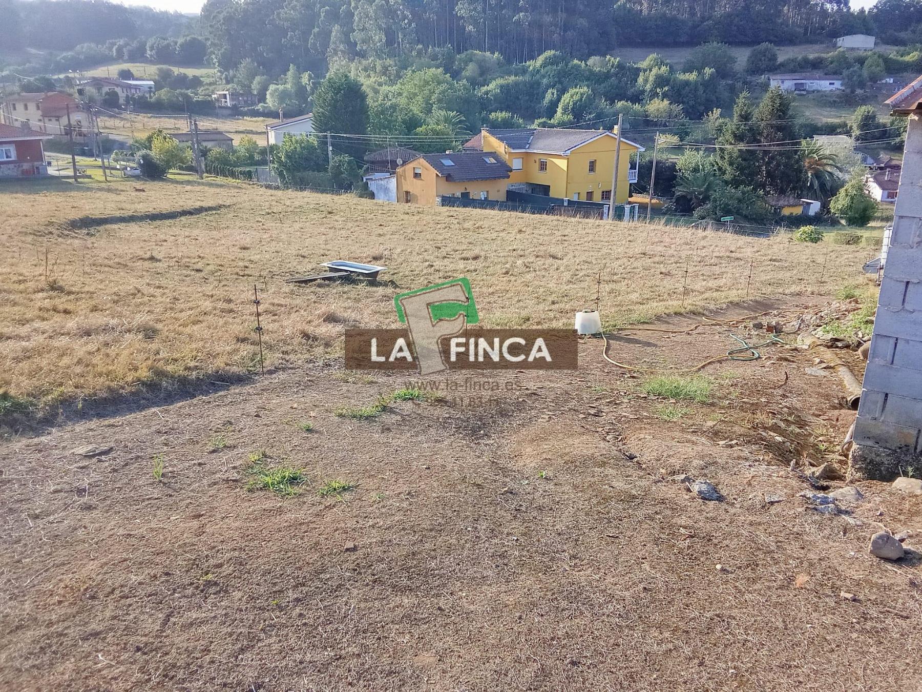 For sale of house in Soto del Barco