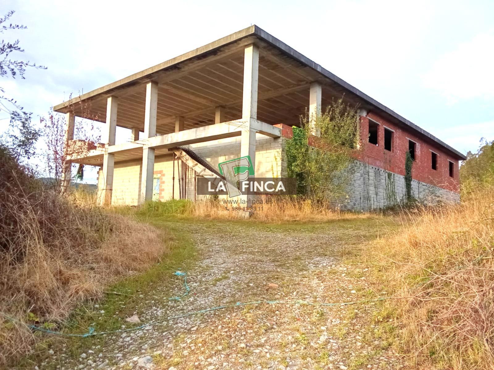 Venta de edificio en Salas