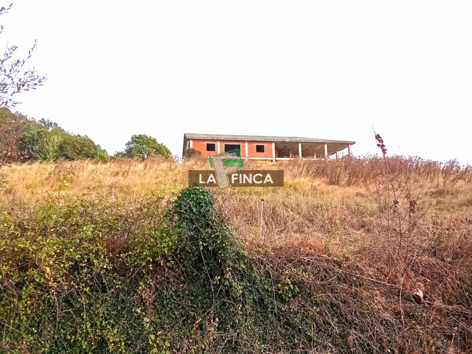 Venta de edificio en Salas