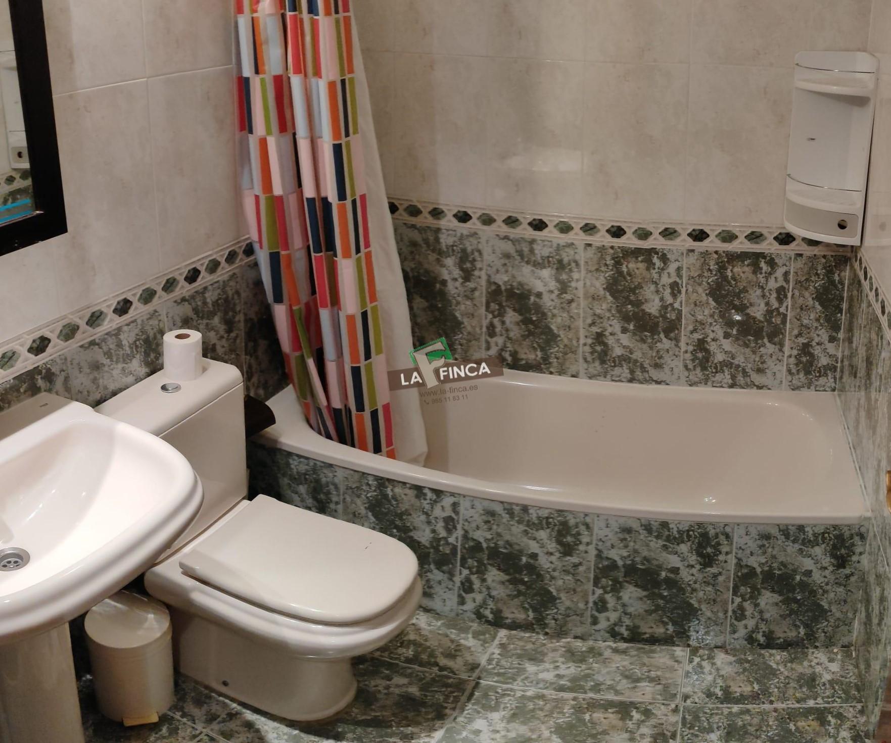 For sale of flat in Oviedo