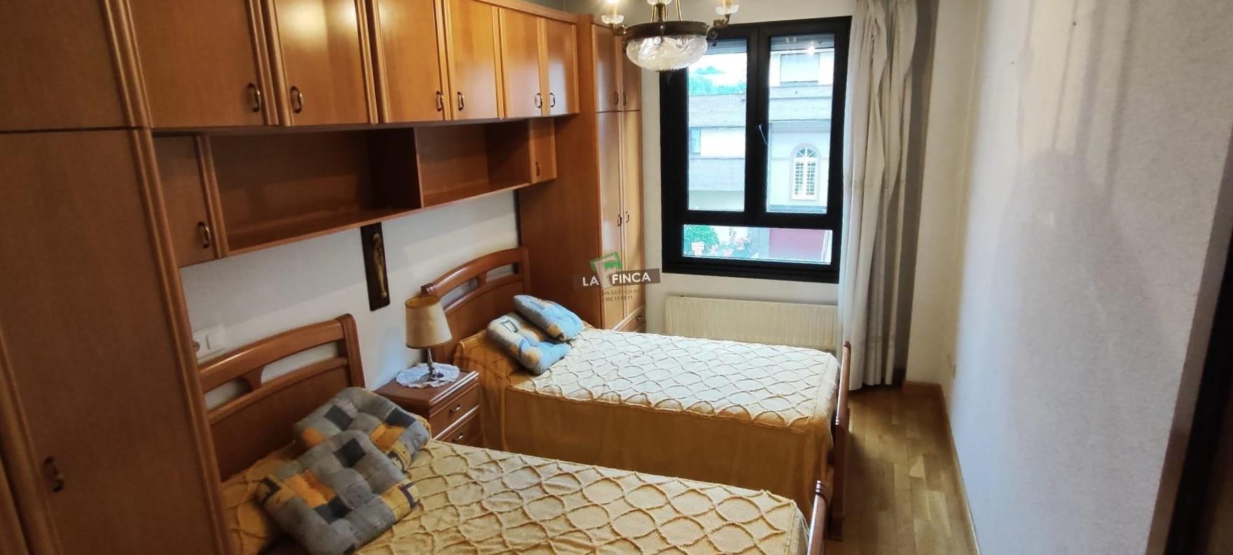 For sale of flat in Oviedo