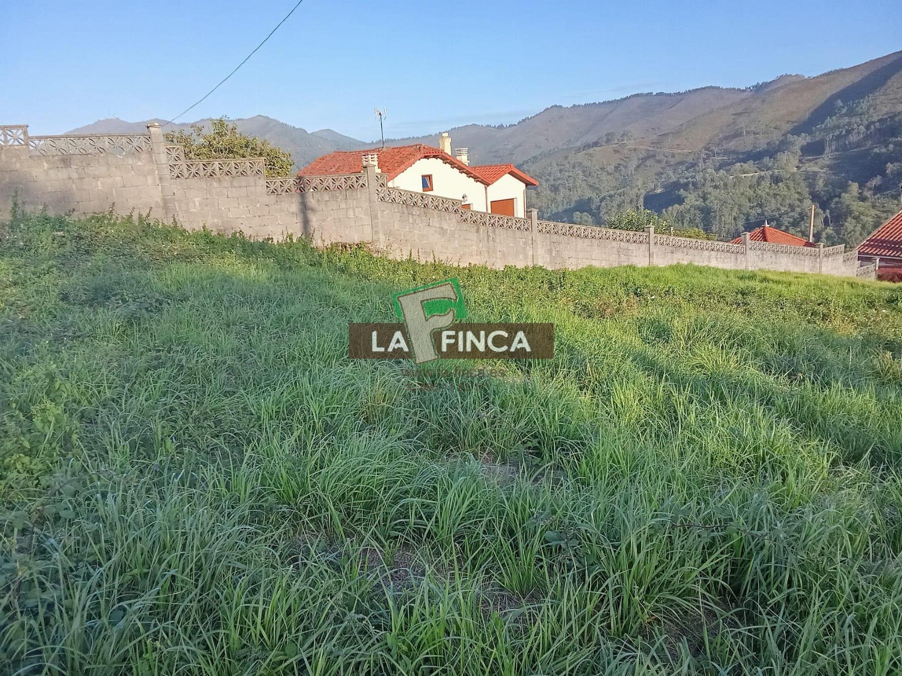 For sale of rural property in Illas