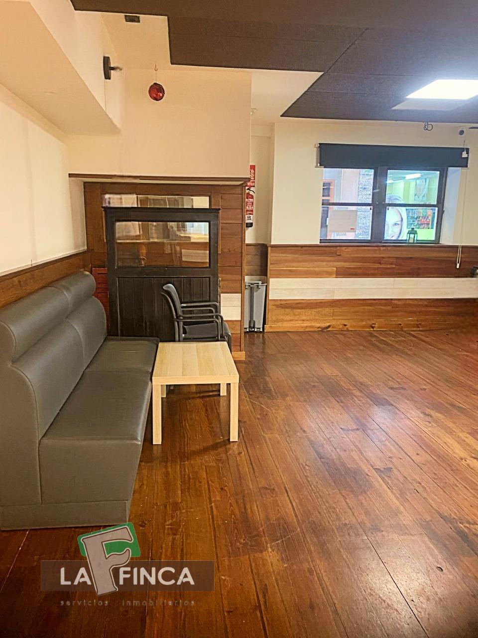 Venta de local en Carreño