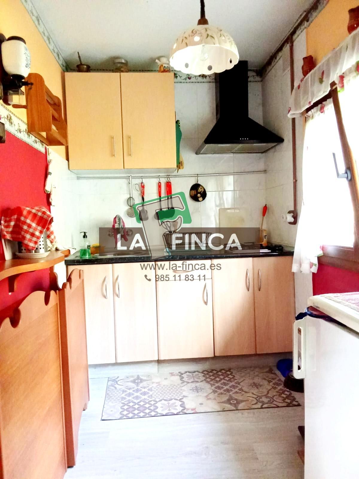 For sale of house in Santo Adriano