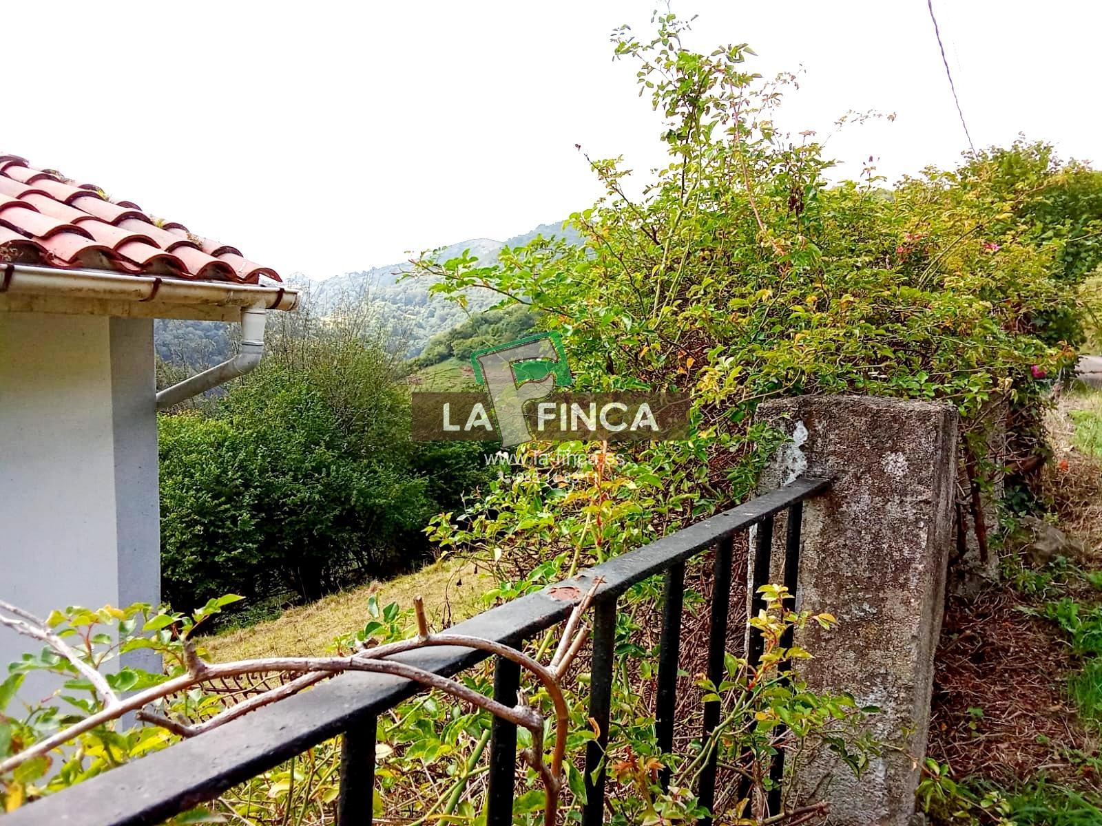 For sale of house in Santo Adriano