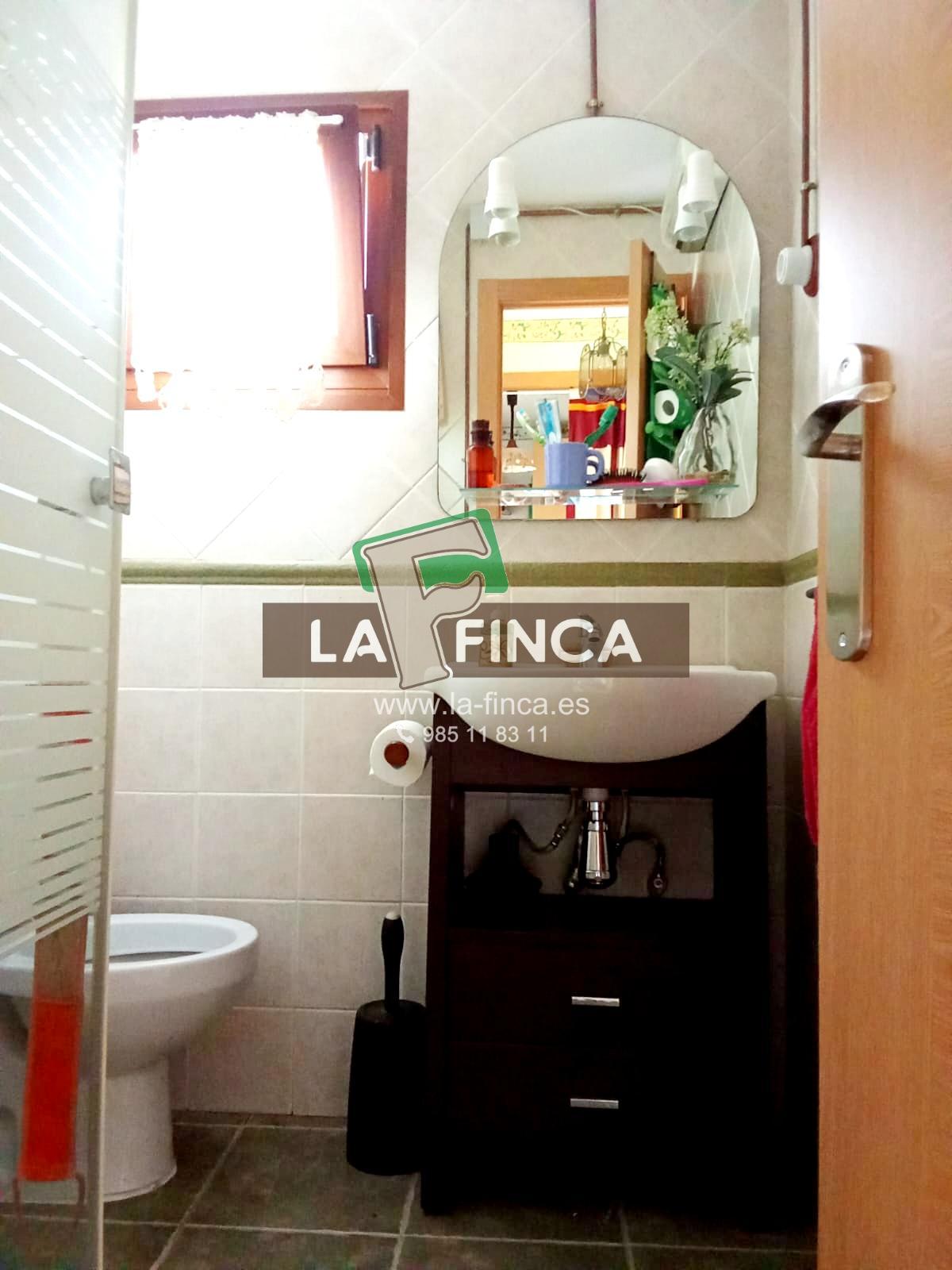 For sale of house in Santo Adriano