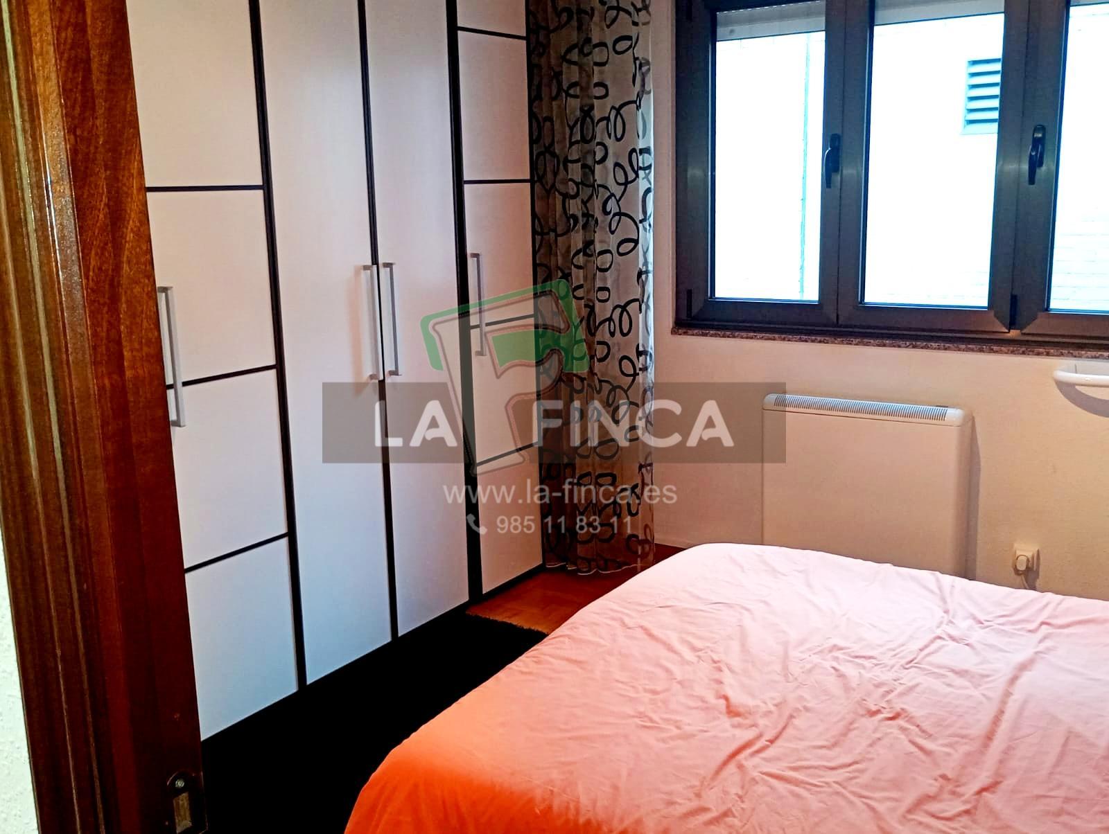 For sale of penthouse in Lugo de Llanera