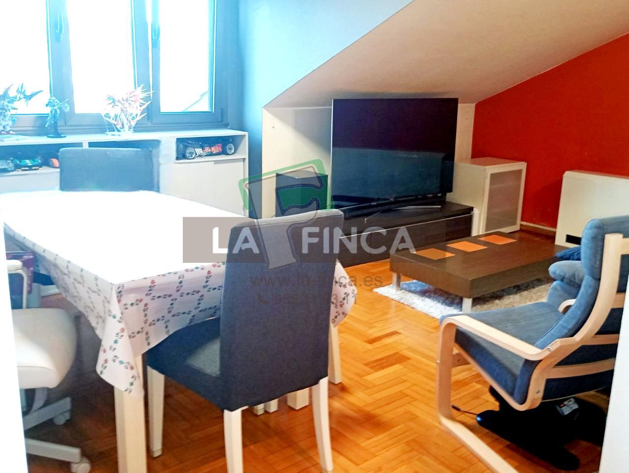 For sale of penthouse in Lugo de Llanera