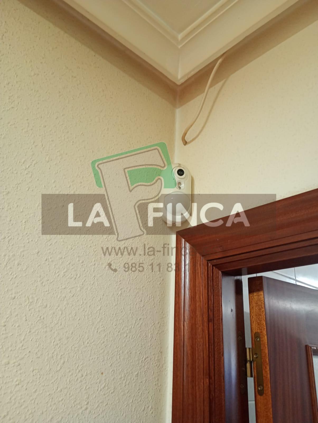 For sale of penthouse in Lugo de Llanera