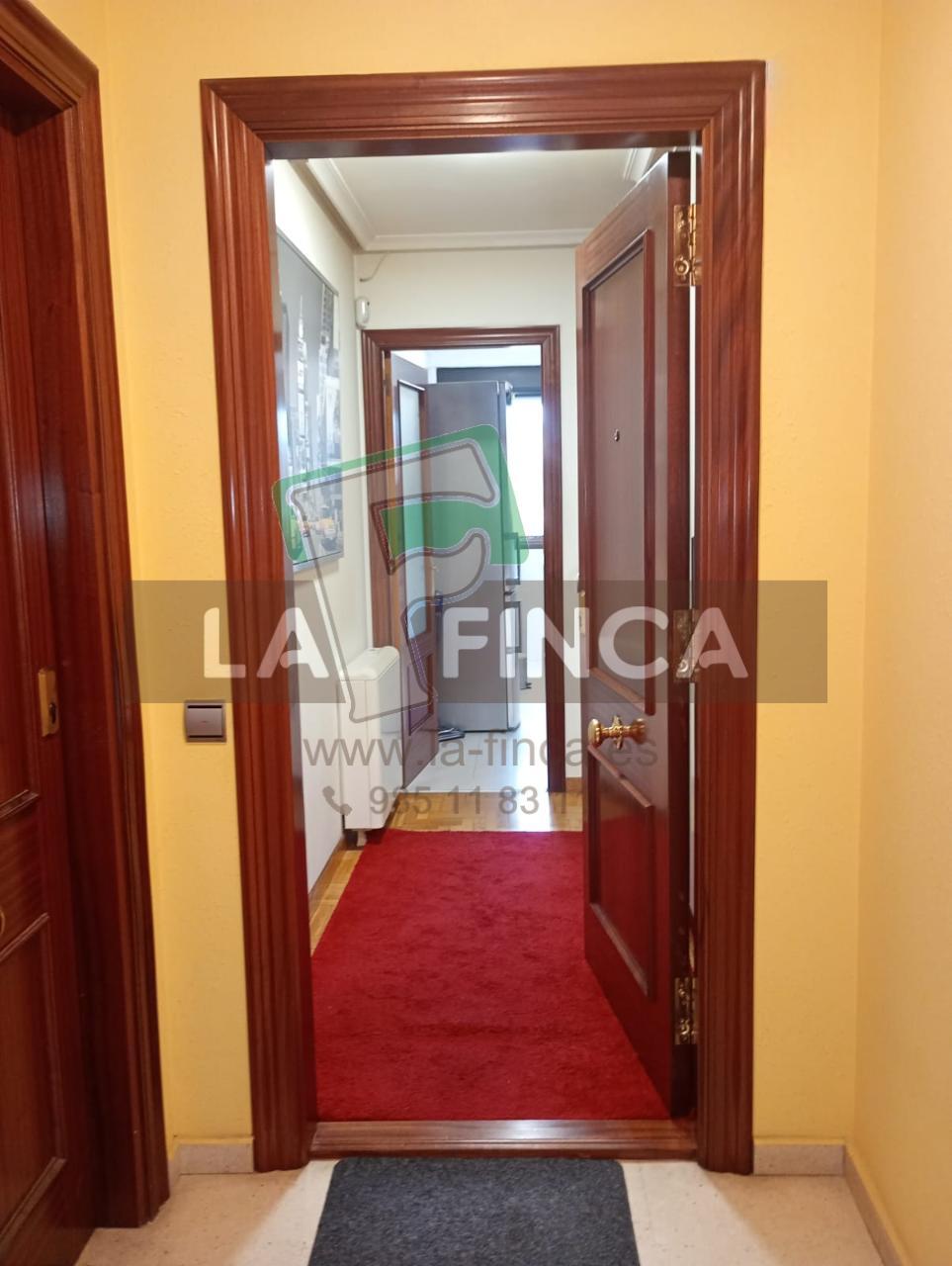 For sale of penthouse in Lugo de Llanera