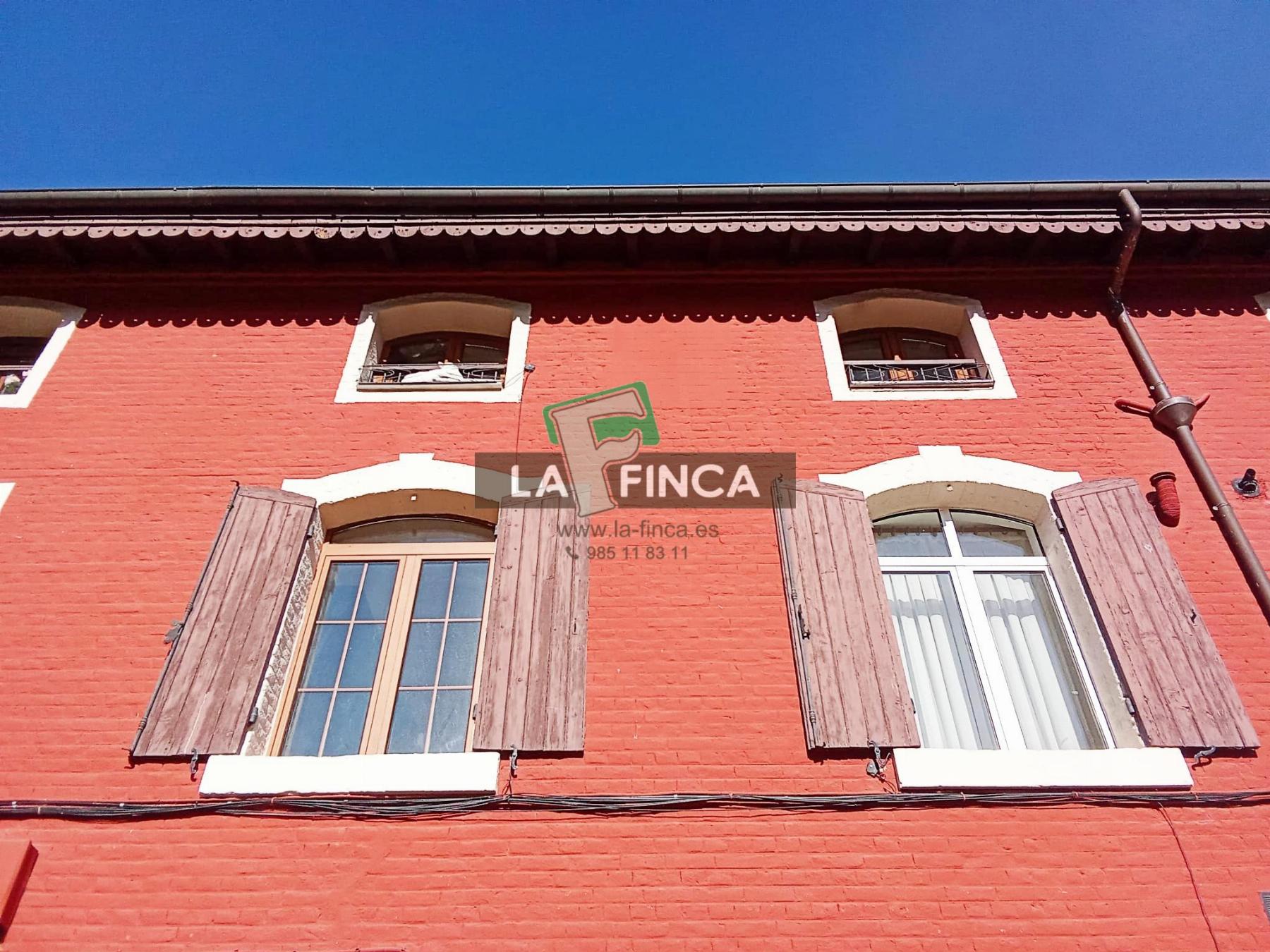 For sale of flat in Siero