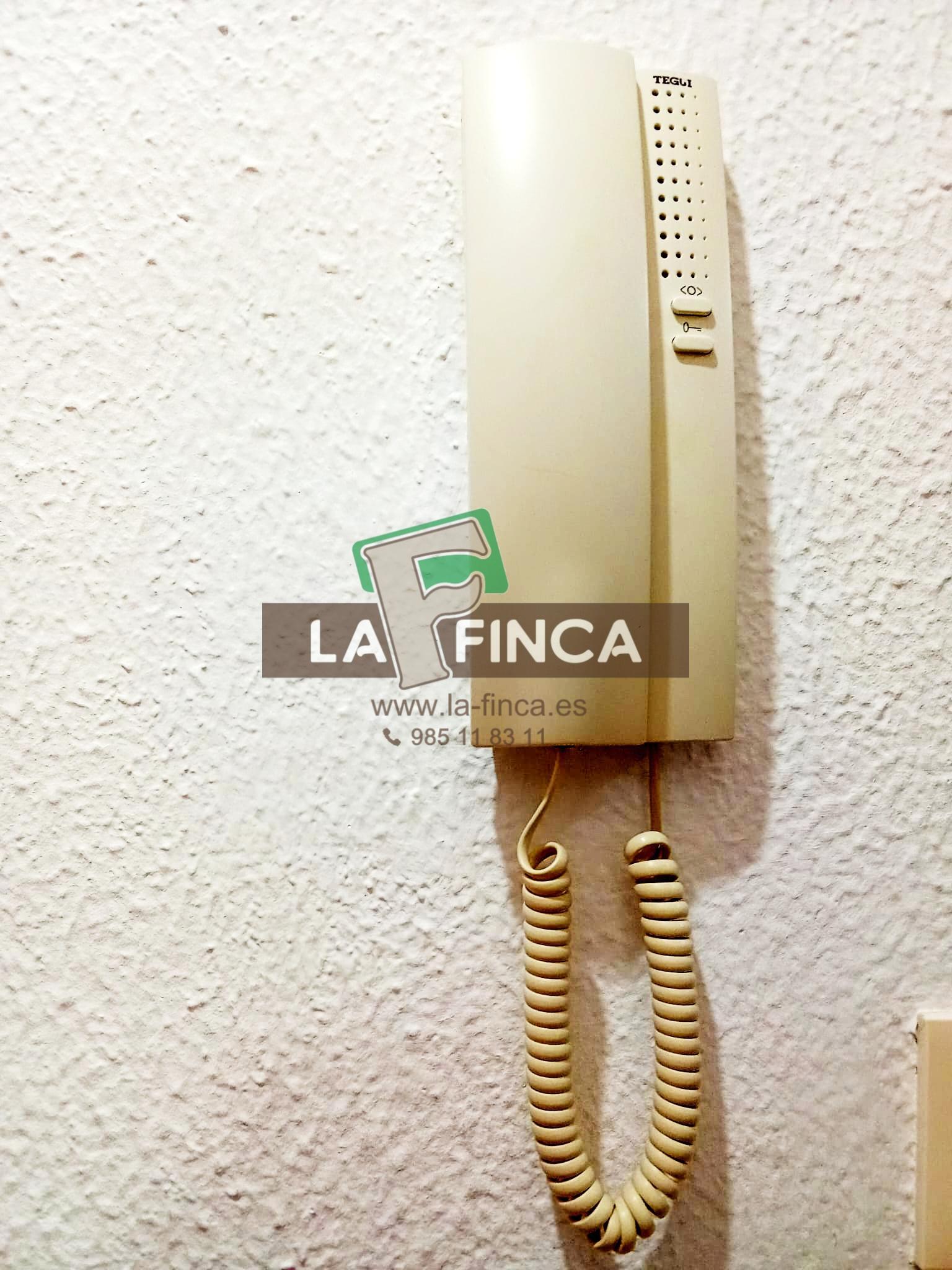 For sale of flat in Siero