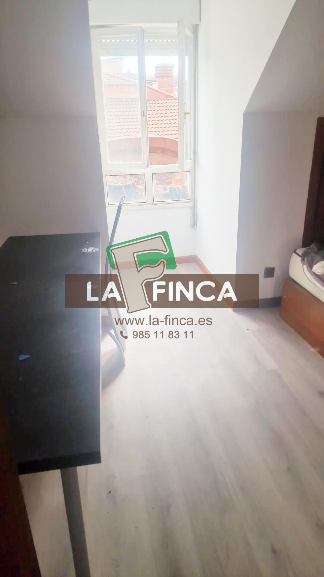 For sale of flat in Gijón