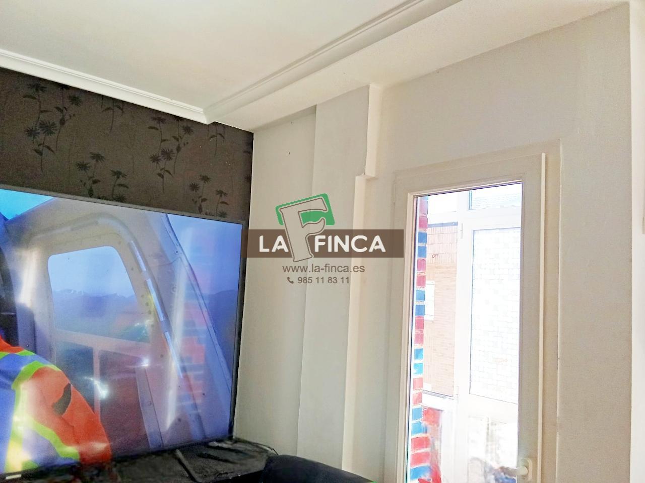 For sale of flat in Gijón