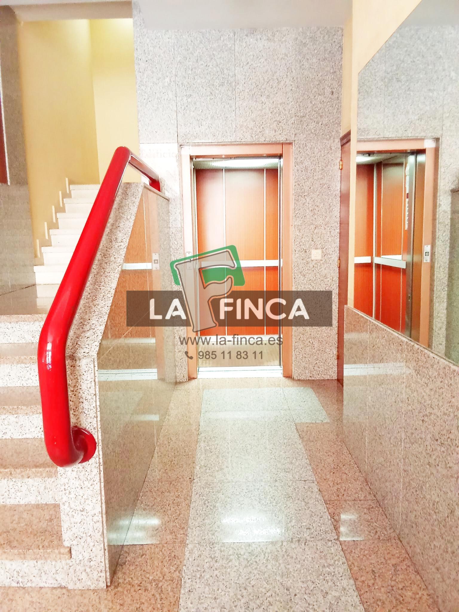 For sale of flat in Gijón