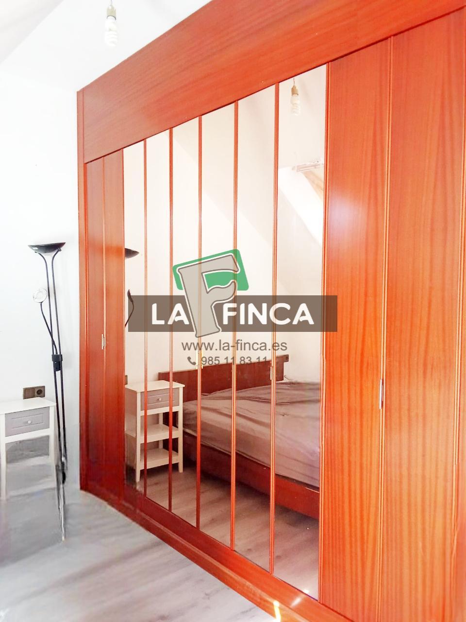For sale of flat in Gijón