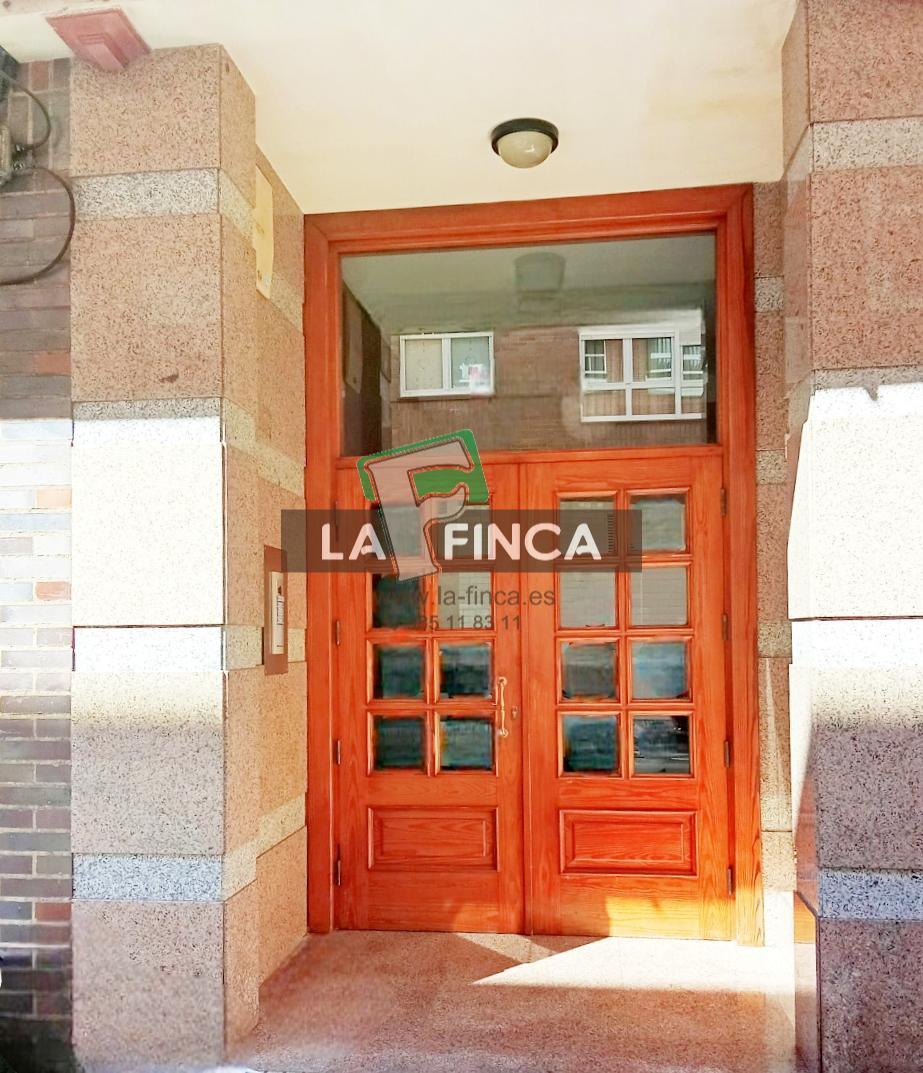 For sale of flat in Gijón