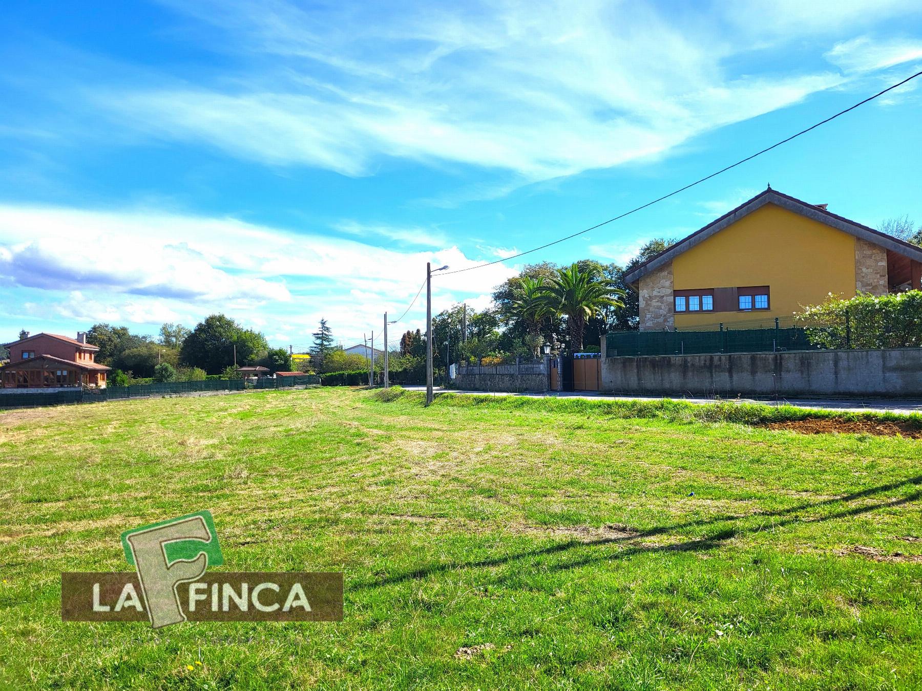 Venta de terreno en Llanera