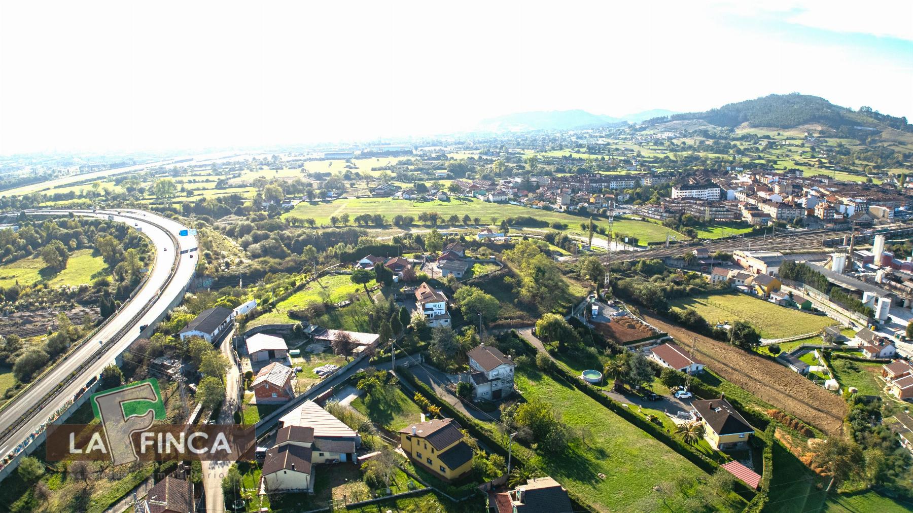 Venta de terreno en Llanera