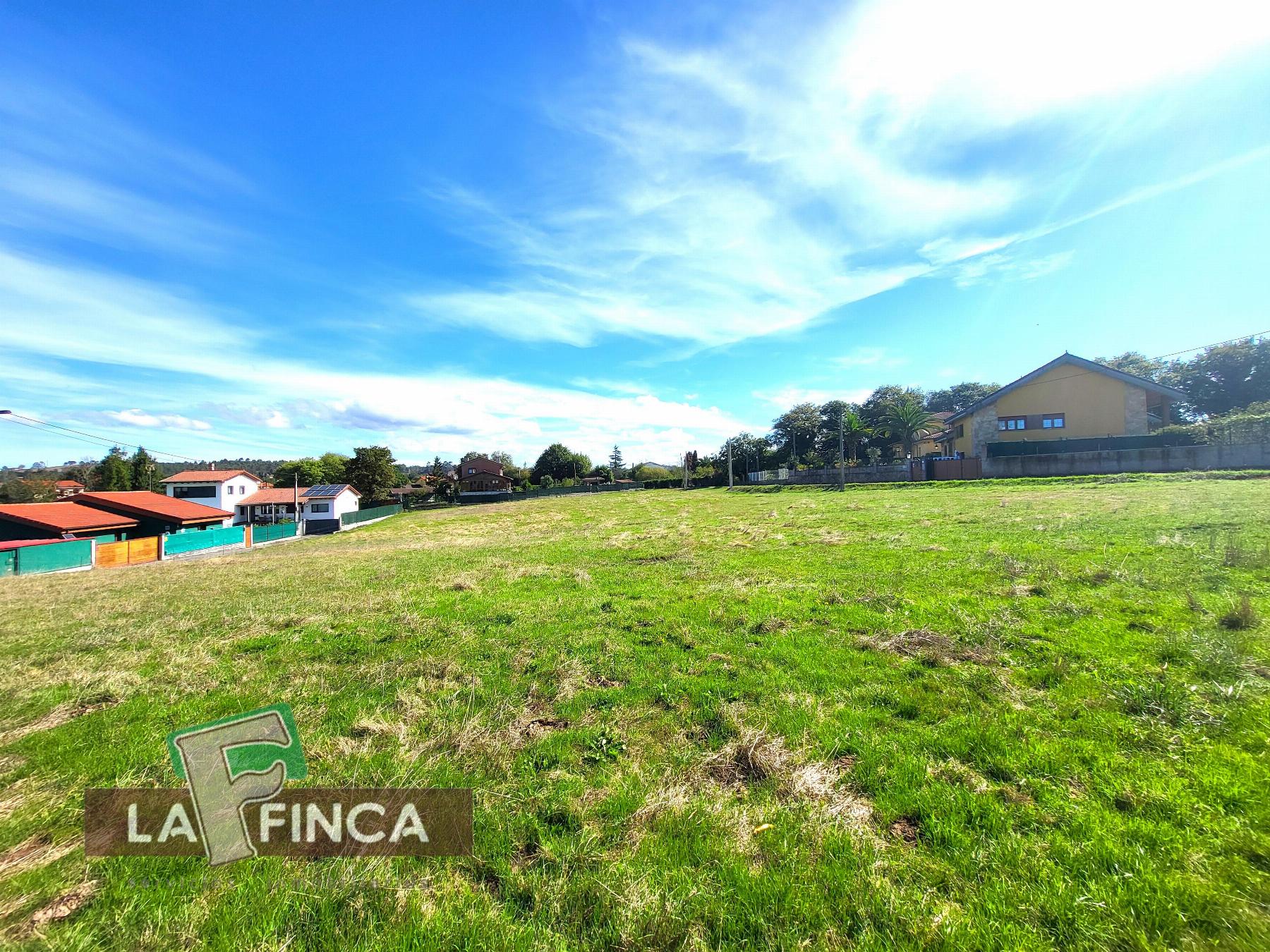 Venta de terreno en Llanera