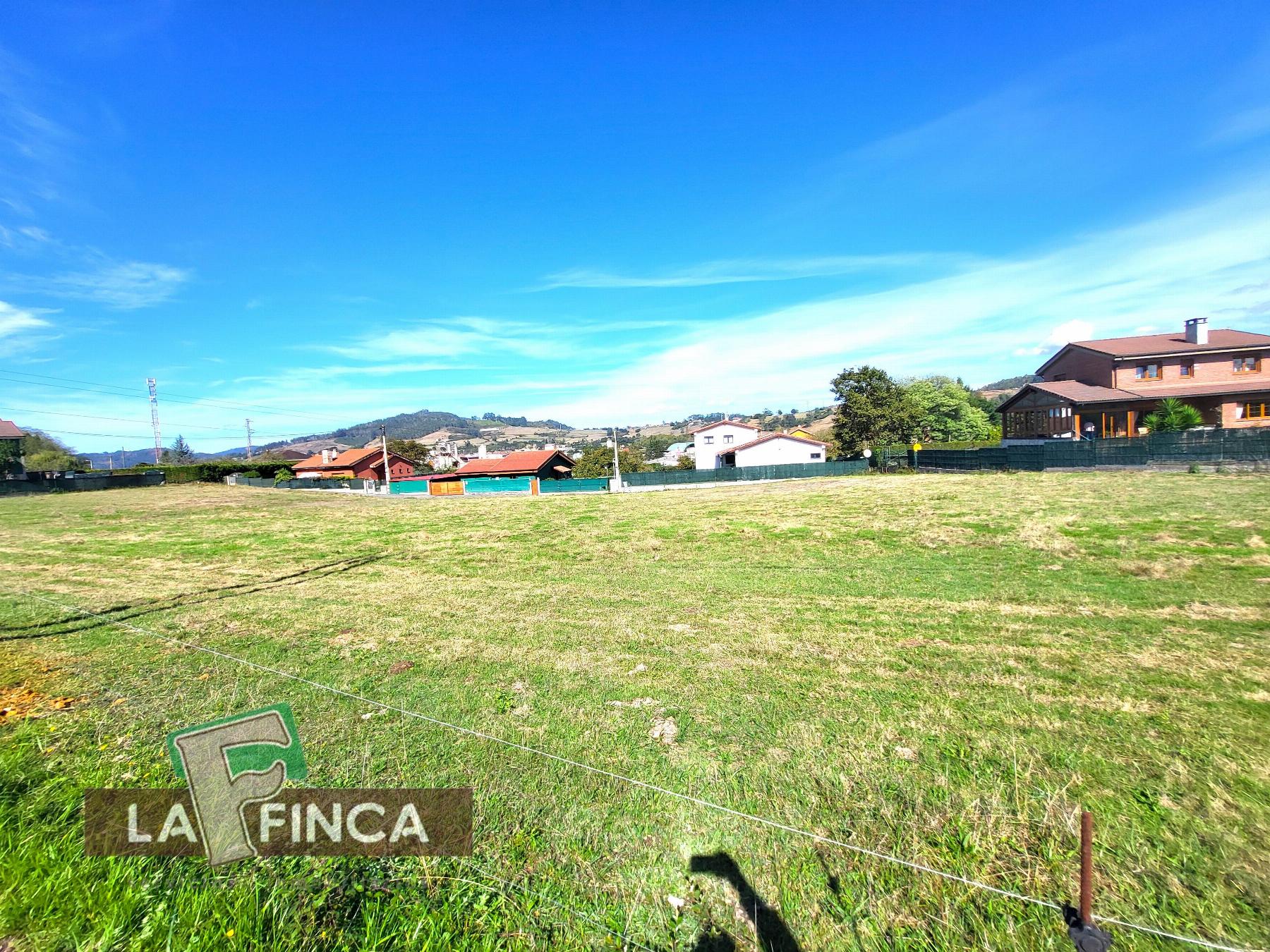 Venta de terreno en Llanera