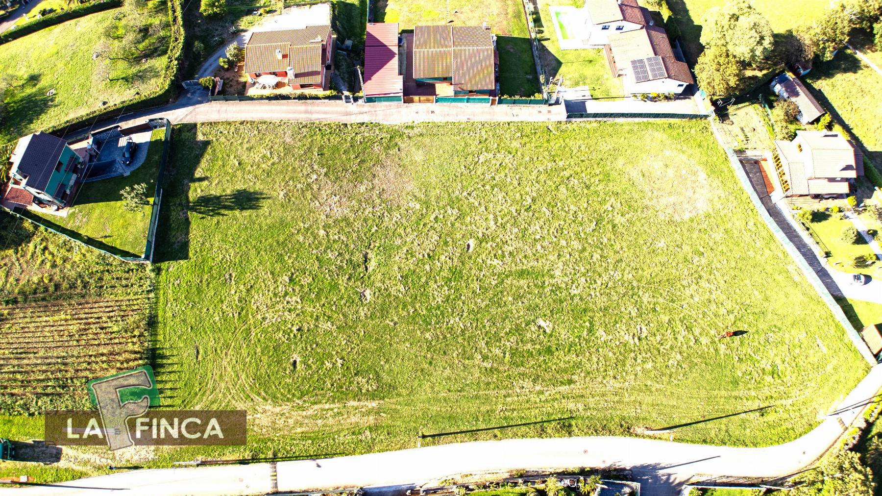 Venta de terreno en Oviedo