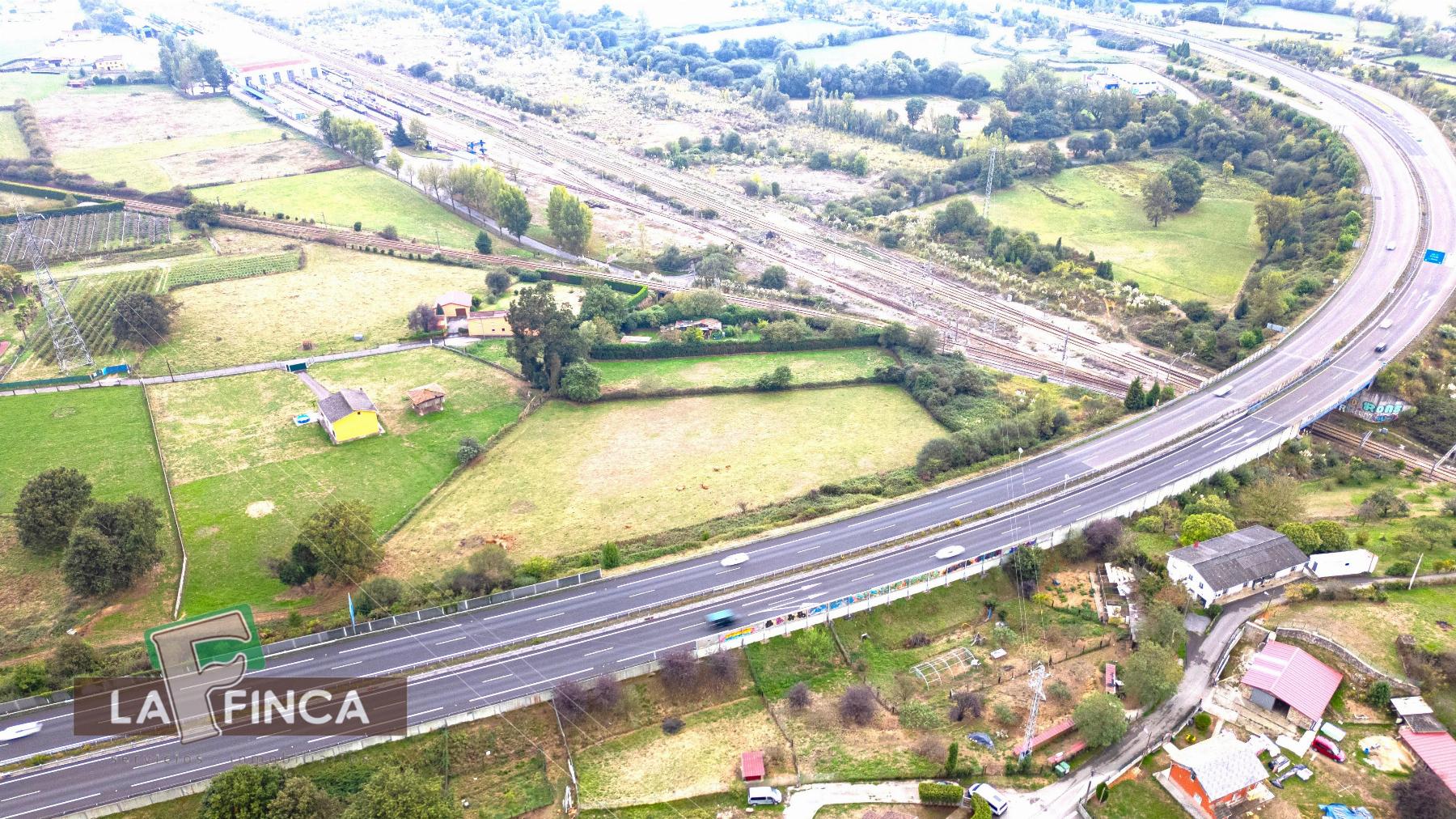 Venta de terreno en Oviedo