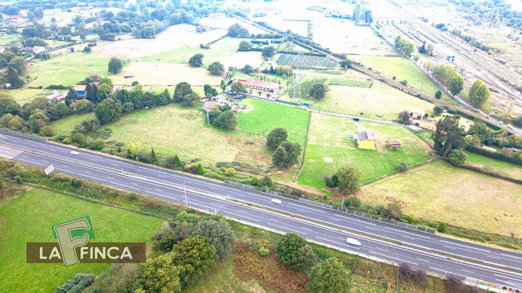 Venta de terreno en Oviedo