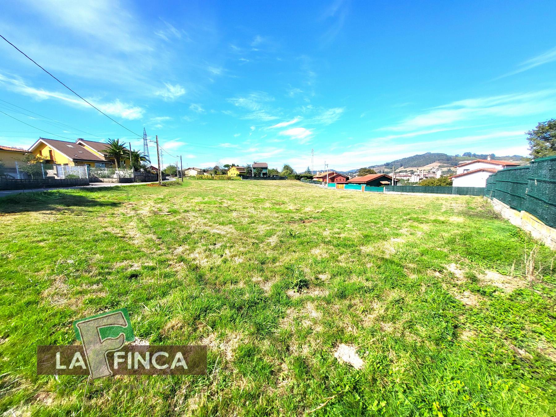 Venta de terreno en Oviedo