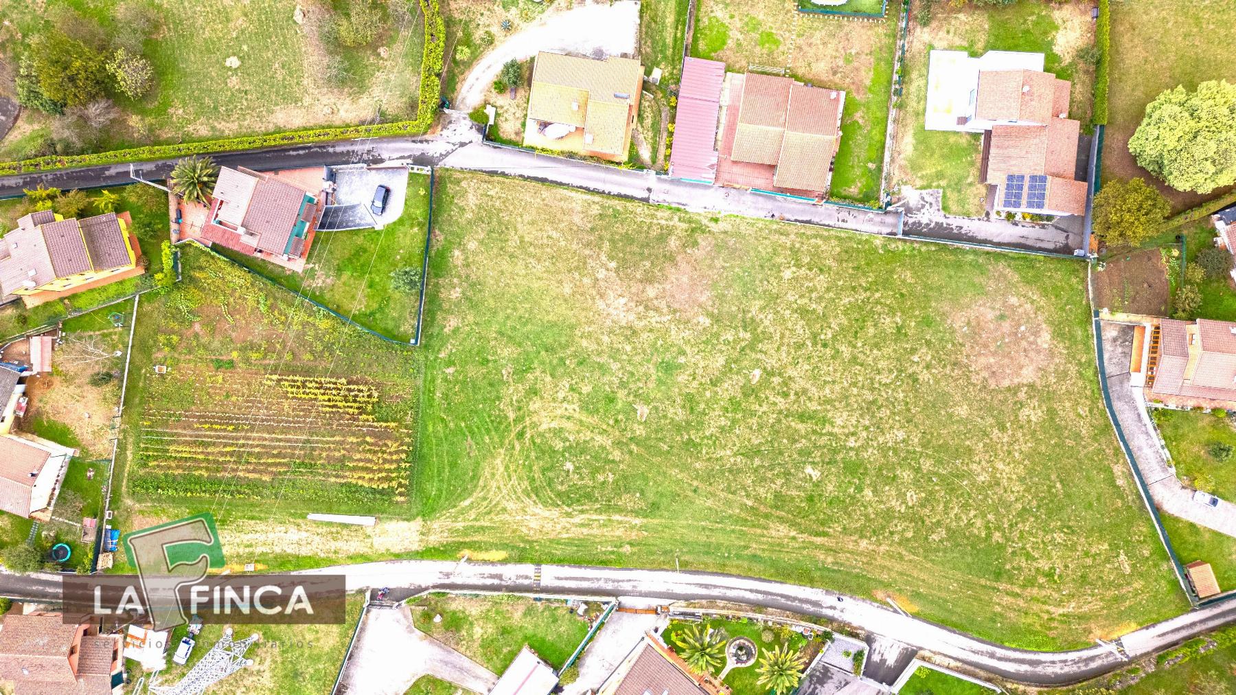 Venta de terreno en Llanera