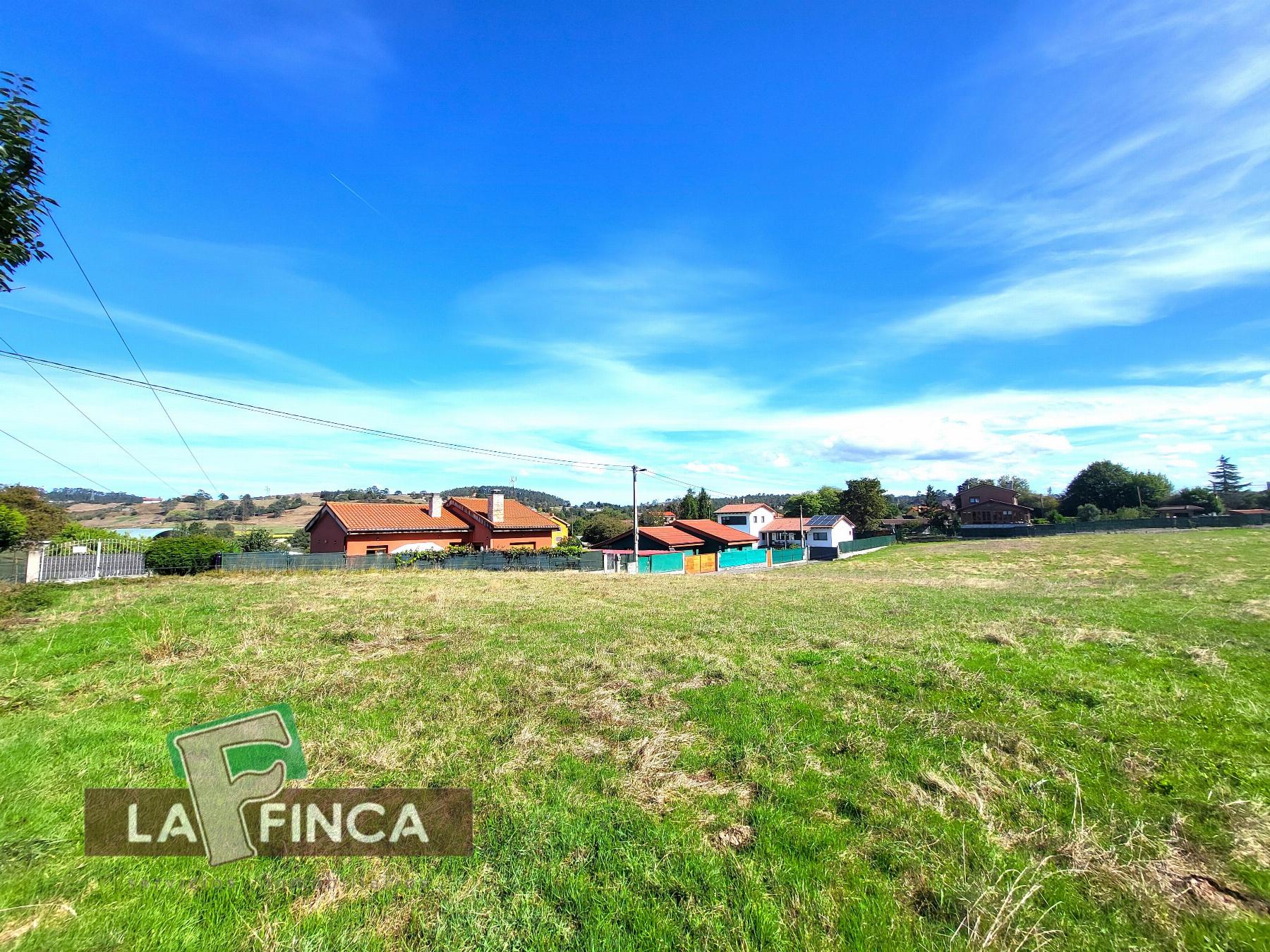 Venta de terreno en Llanera