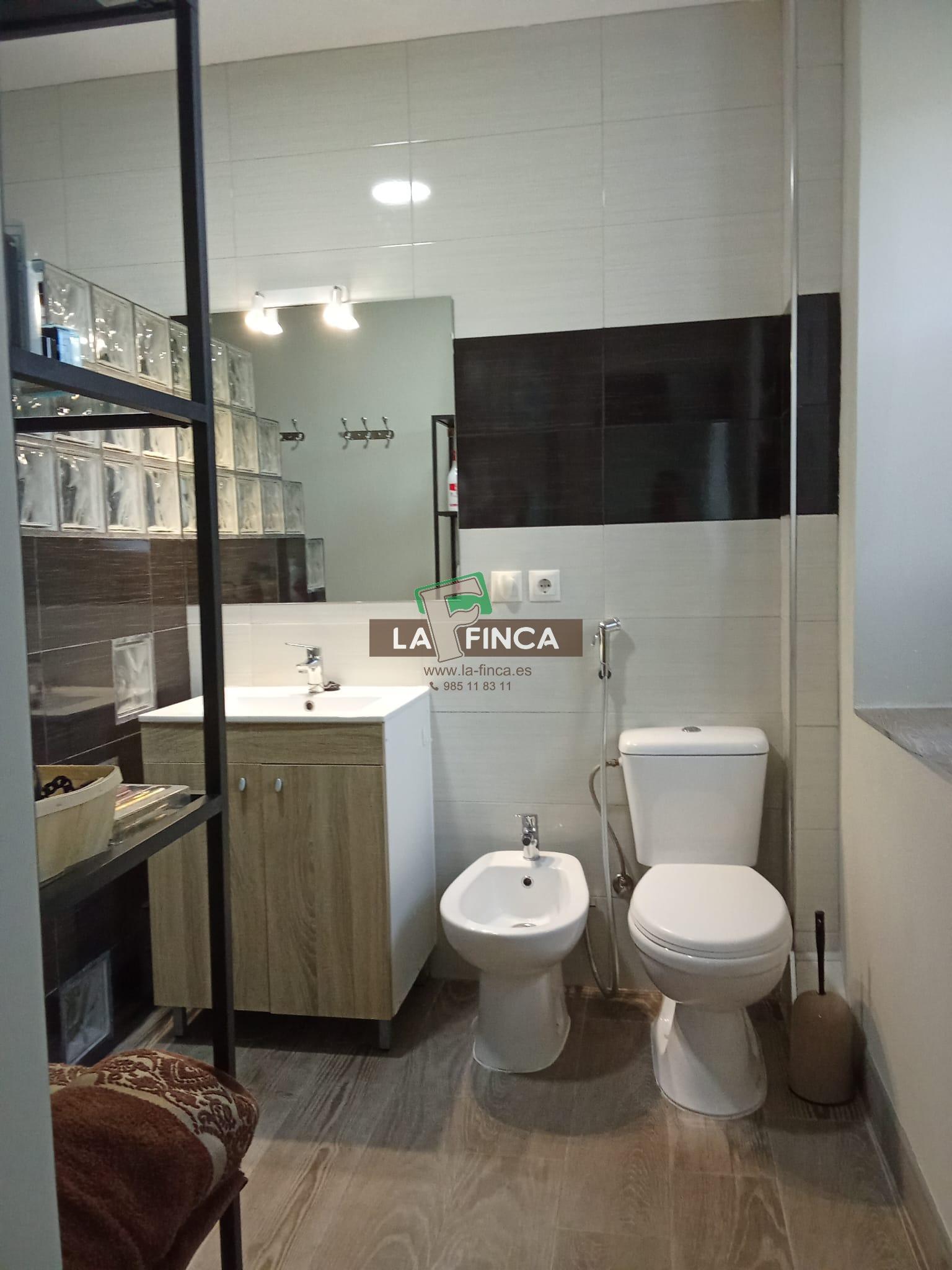 For sale of house in Muros del Nalón