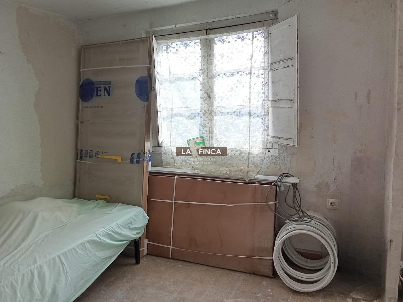 For sale of house in Muros del Nalón