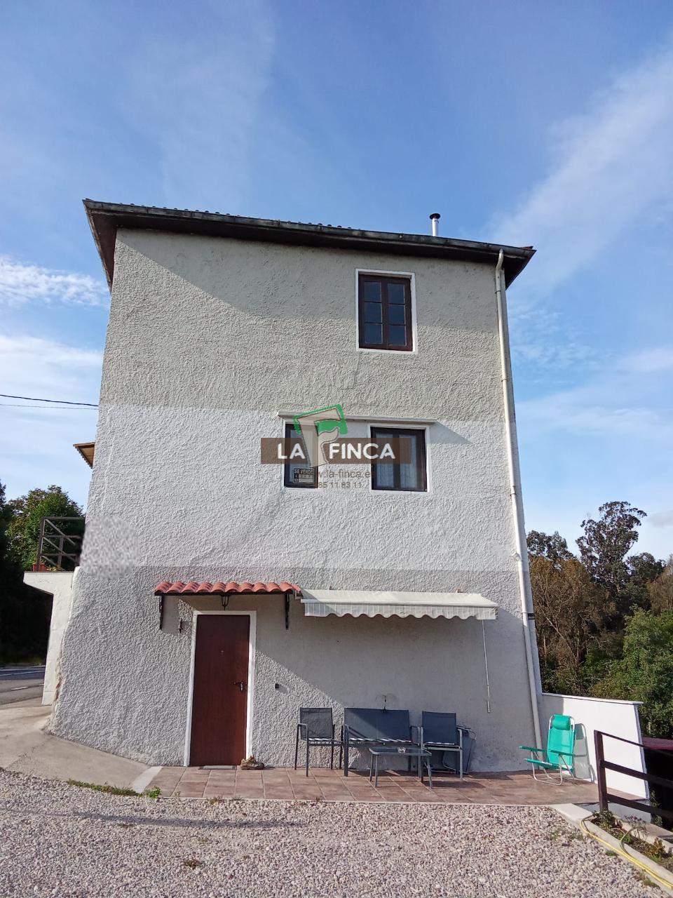For sale of house in Muros del Nalón